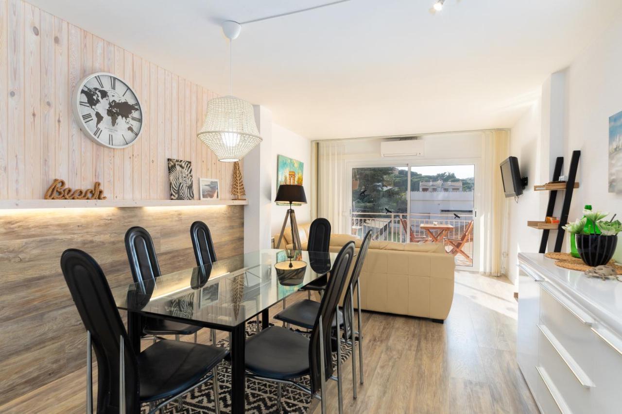 Hauzify I Center S'Agaro Apartment Luaran gambar